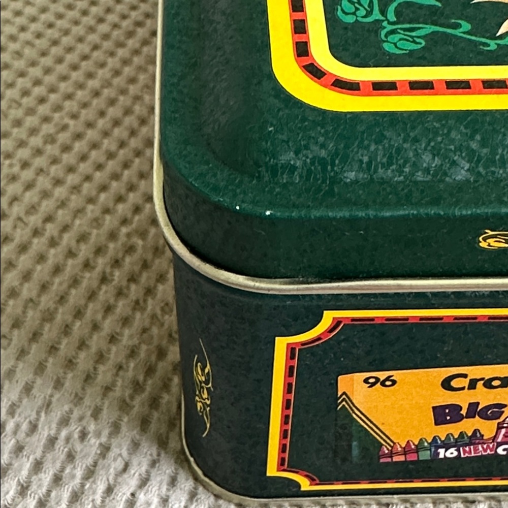 Crayola 90th Anniversary Collectible Tin 1903 to 1993 - Picture 4 of 8